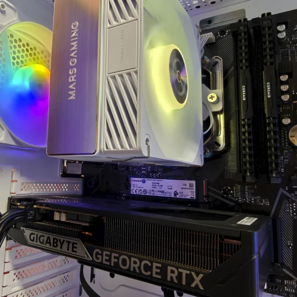 JD GAMING BASIC - PC BLANCO INTEL I7-12700KF / 32GB DDR5 / 1TB / RTX 5060 - Imagen 3