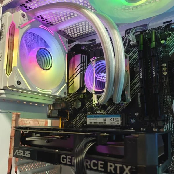 JD GAMING BASIC - PC BLANCO AMD R5 5600 / 32GB / 1TB / RX 7600 - Imagen 3